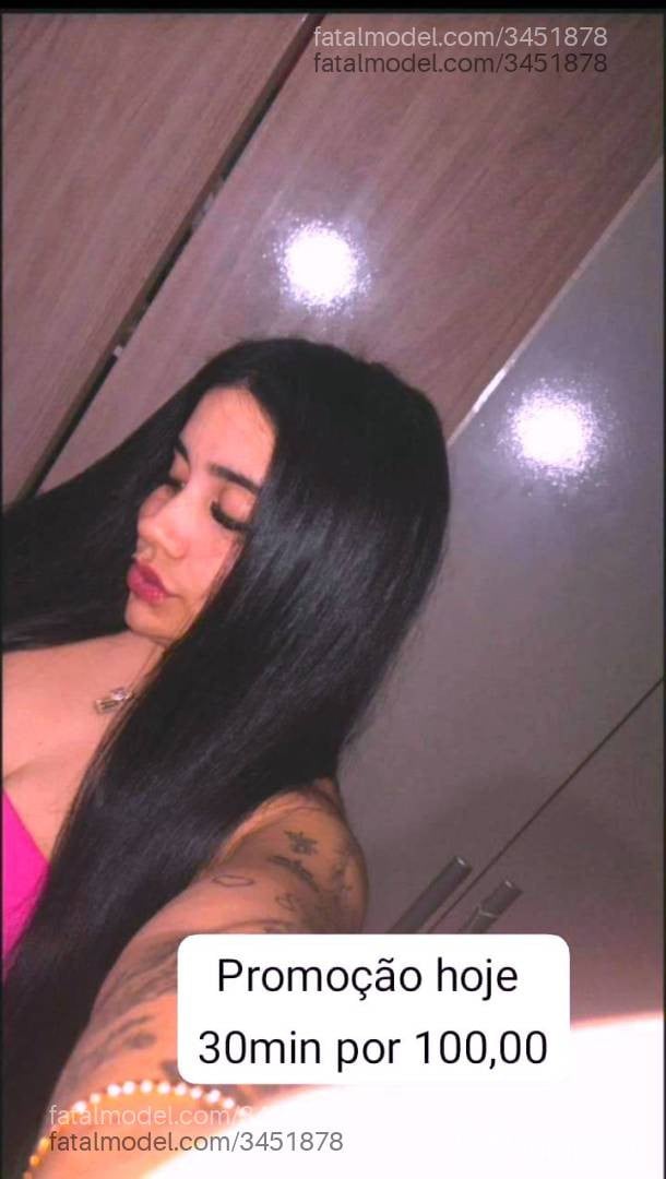 Acompanhante mulher morena (o) de olhos mel - Raíssa Paz