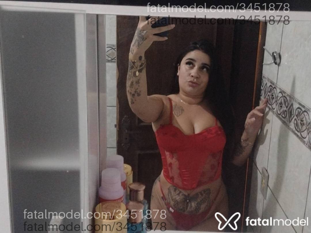 Acompanhante mulher morena (o) de olhos mel - Raíssa Paz