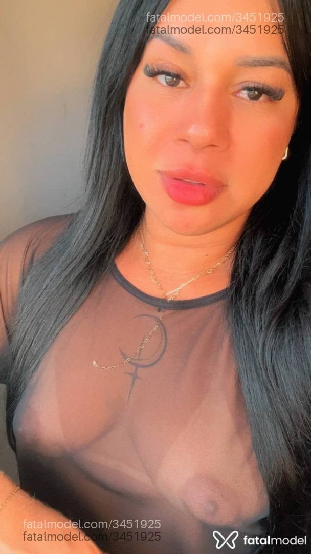 Acompanhante mulher morena (o) de olhos pretos - Marcelle
