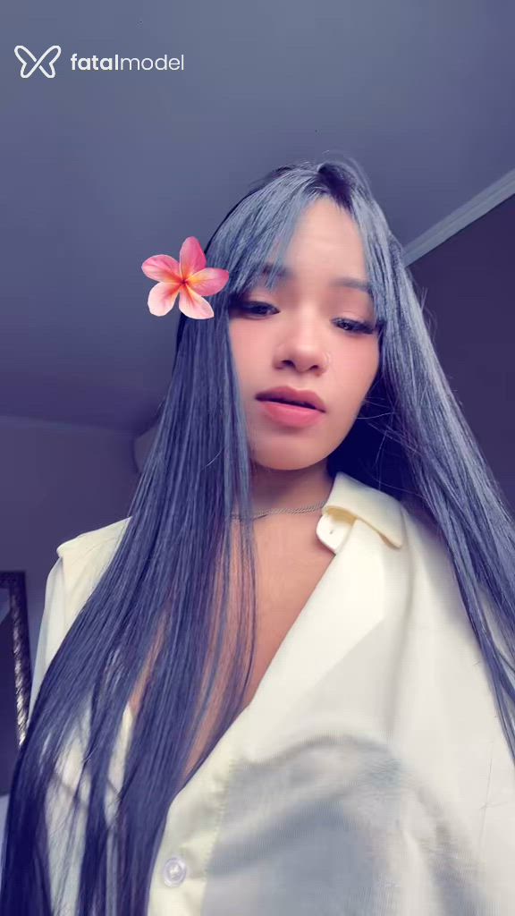 Acompanhante mulher morena (o) de olhos pretos - Sofy Santos