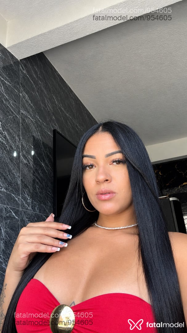 Acompanhante mulher morena (o) de olhos castanhos - Luna Mendes