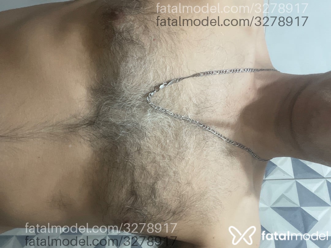 Acompanhante homem sem cabelo de olhos castanhos - Romeo