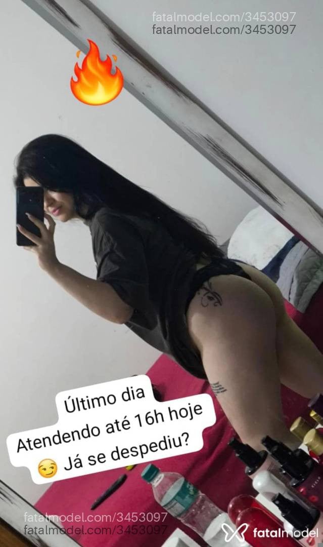 Acompanhante mulher morena (o) de olhos verdes - Paola Bellini