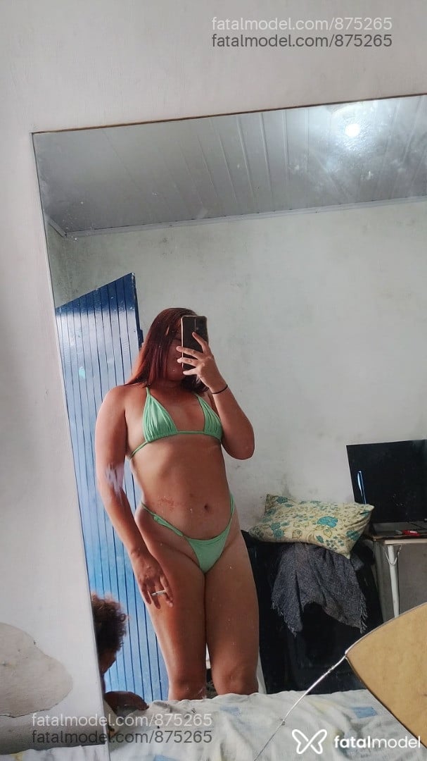 Acompanhante mulher morena (o) de olhos castanhos - Amanda