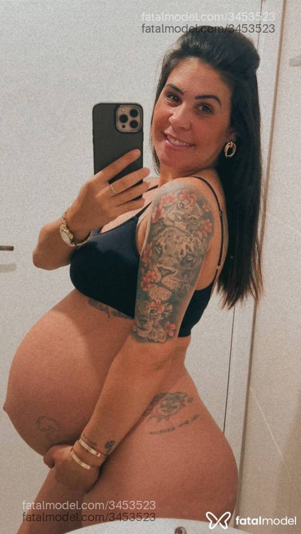 Acompanhante mulher morena (o) de olhos castanhos - Vitória Bittencour