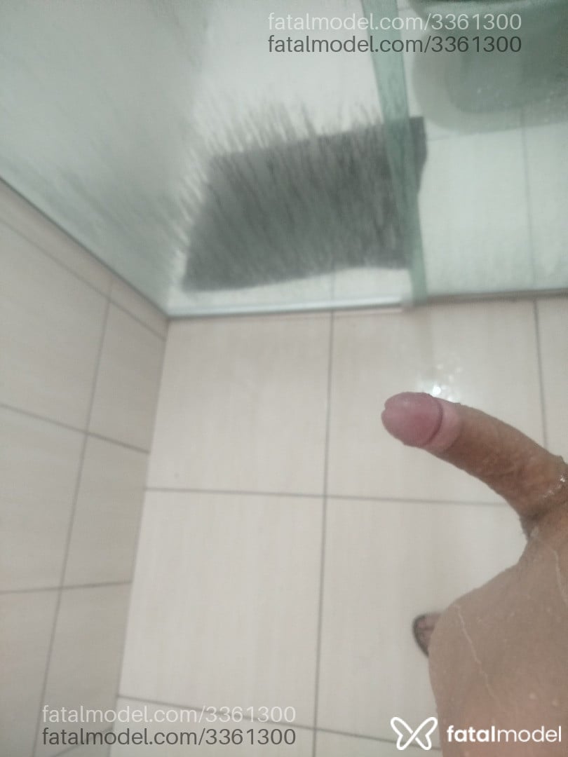 Acompanhante homem morena (o) de olhos pretos - Magrin