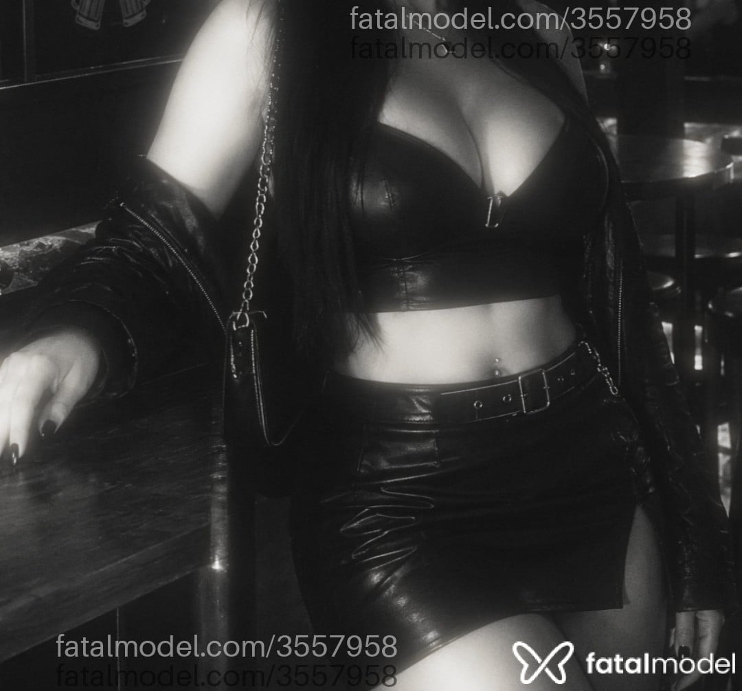 Acompanhante mulher morena (o) de olhos castanhos - Rafaella Ferrari