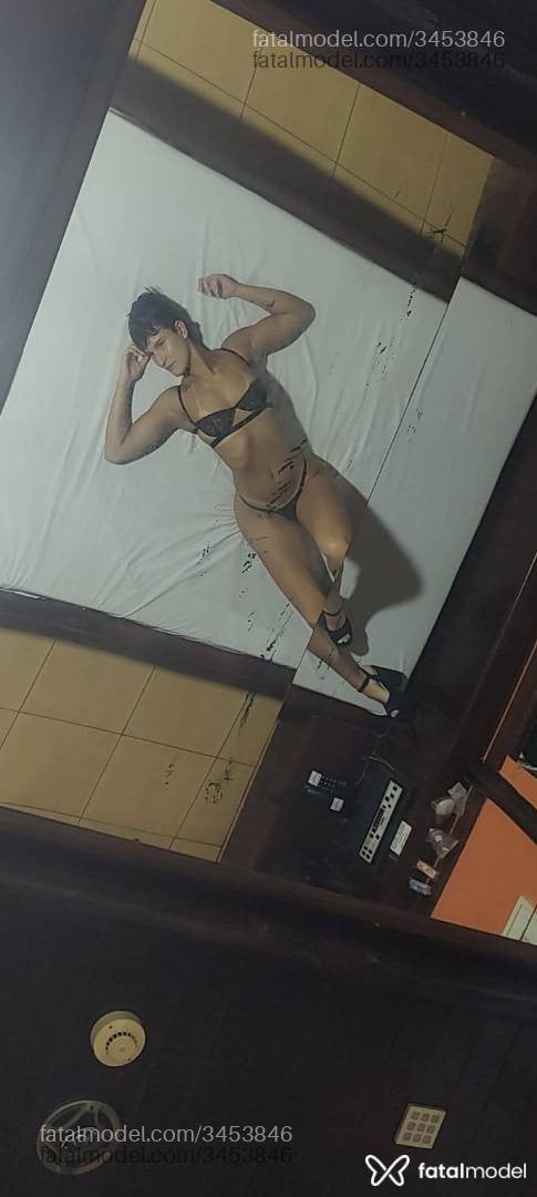 Acompanhante mulher morena (o) de olhos castanhos - Nanda