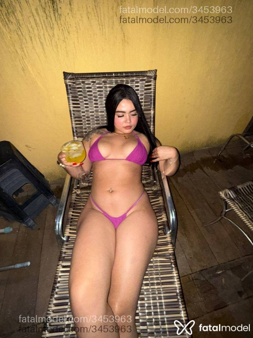 Acompanhante mulher morena (o) de olhos castanhos - Malu Fox