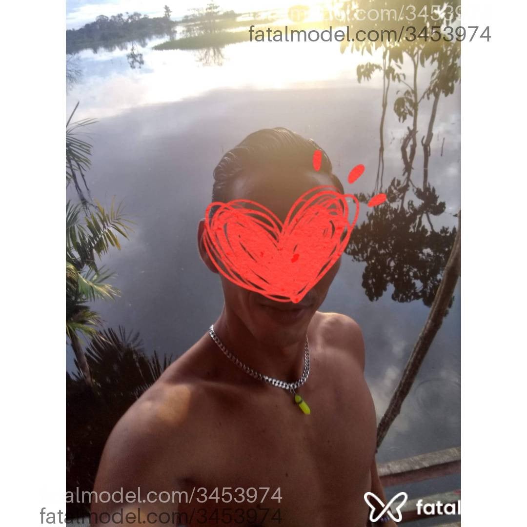 Acompanhante homem morena (o) de olhos pretos em Manaus - Van Souza