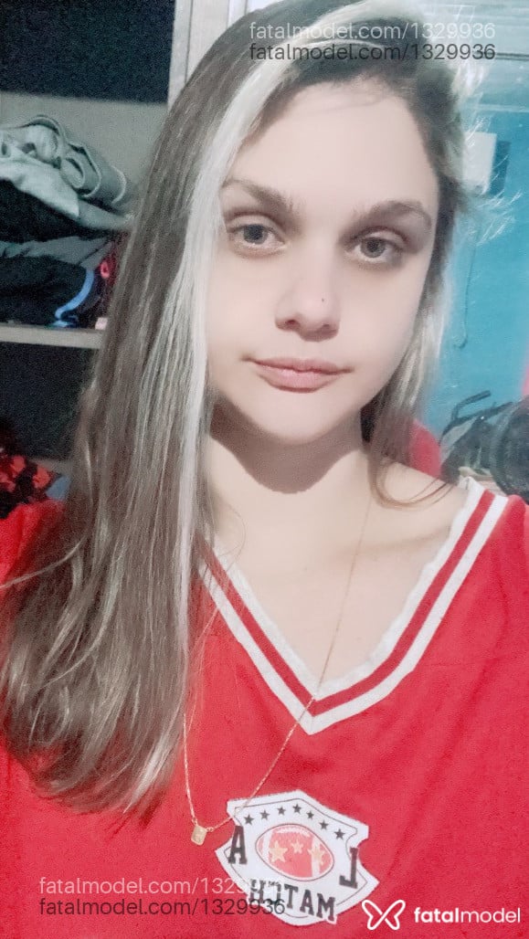 Acompanhante mulher loira (o) de olhos verdes - Rosinhaapertadinha