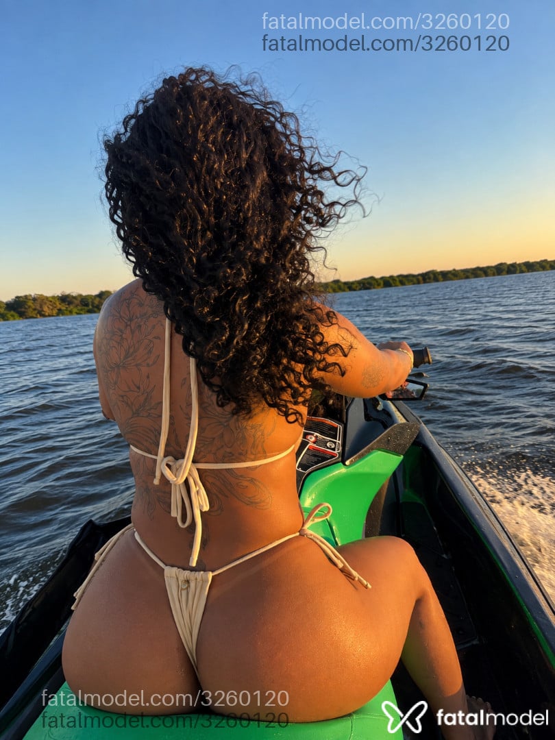 Acompanhante mulher morena (o) de olhos castanhos - Ana Albuquerque