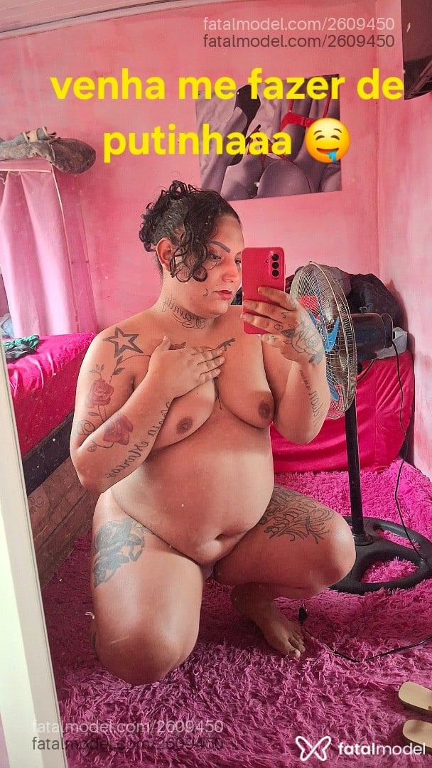 Acompanhante travesti com cabelo castanho de olhos pretos - Penélope