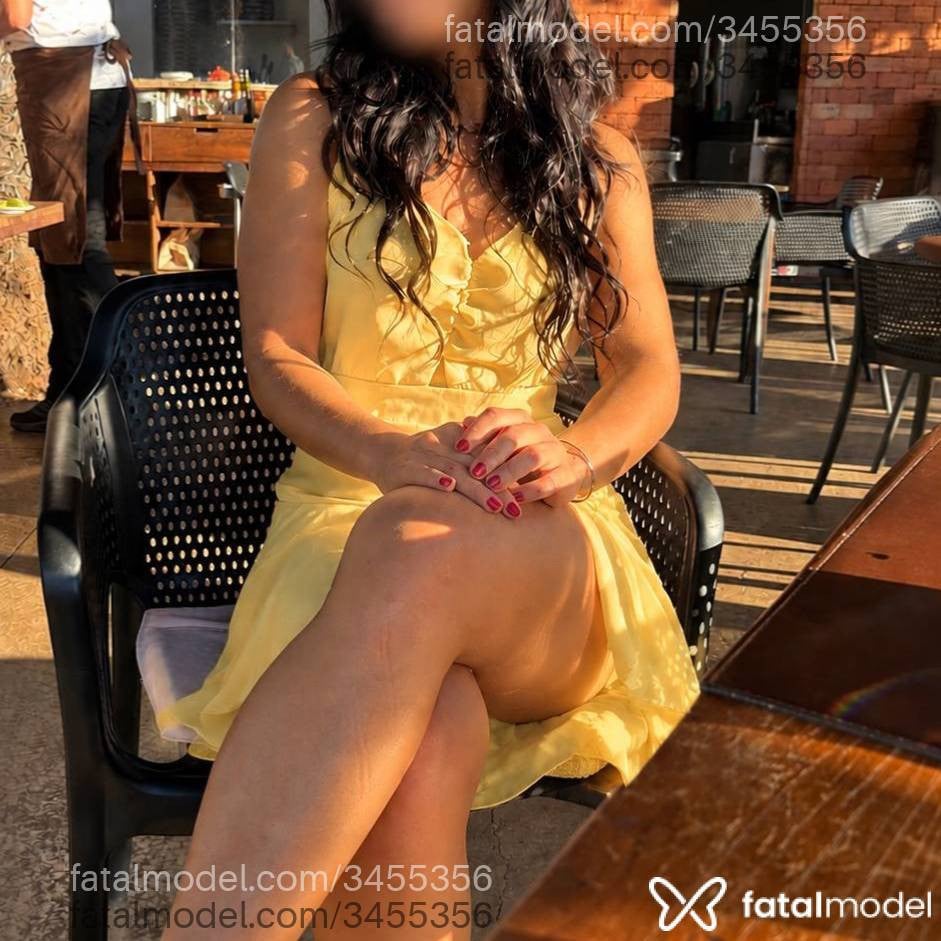 Acompanhante mulher morena (o) de olhos castanhos - Lizzy