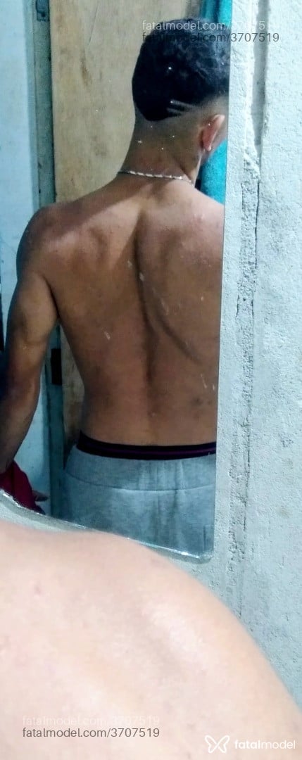 Acompanhante homem morena (o) de olhos castanhos - Limagostozinho
