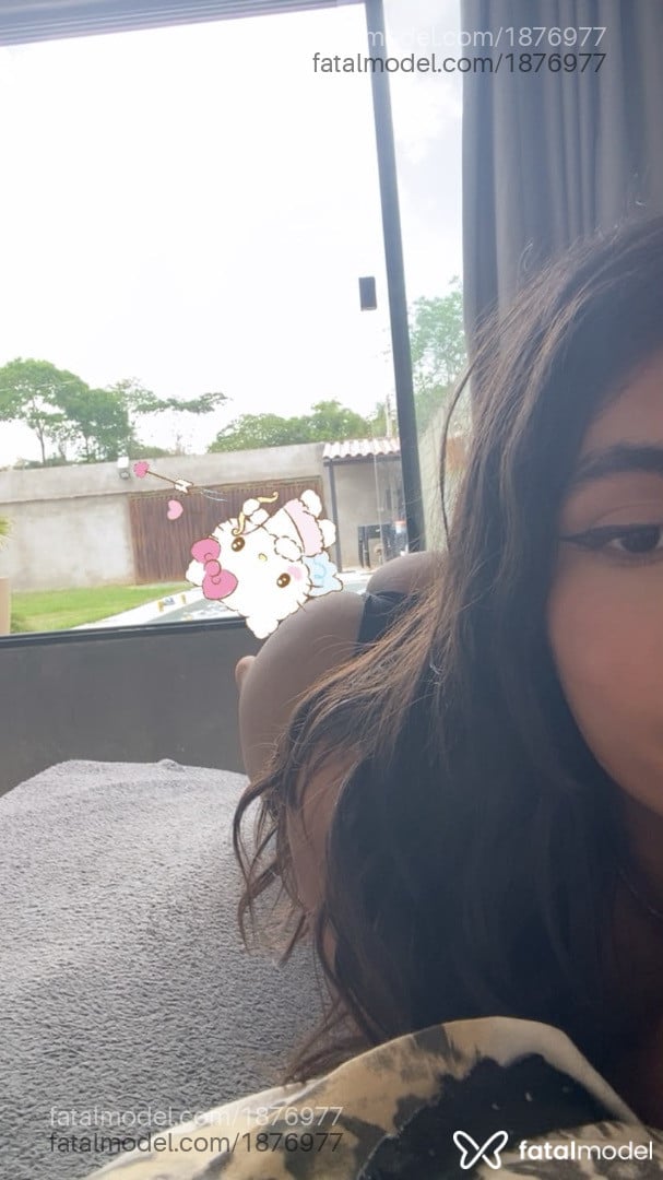 Acompanhante mulher trans morena (o) de olhos pretos - Aysha