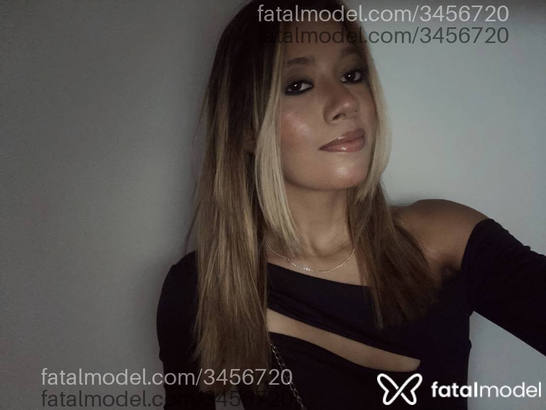 Acompanhante mulher loira (o) de olhos mel em Virtual - Melzinh