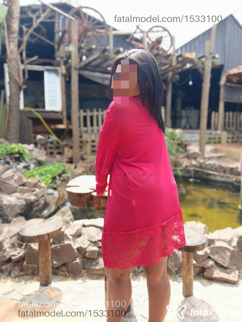Acompanhante mulher morena (o) de olhos pretos - Maju