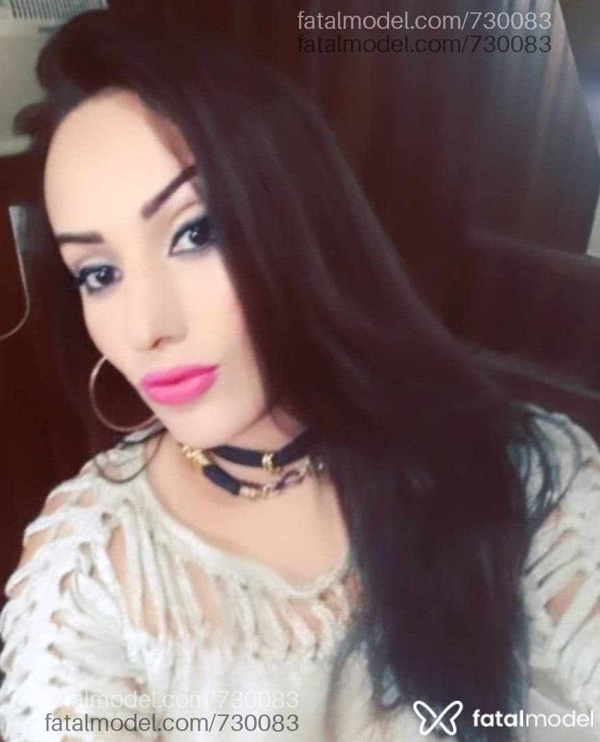 Acompanhante mulher trans morena (o) de olhos castanhos - Megan Acompanhante mulher trans morena (o) de olhos castanhos - Megan