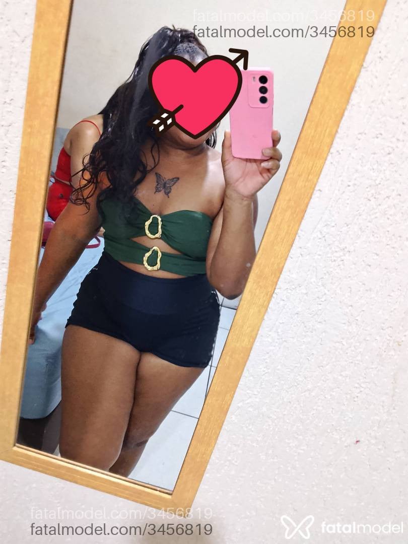 Acompanhante mulher morena (o) de olhos castanhos - Manuelle