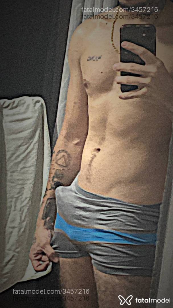 Acompanhante homem morena (o) de olhos castanhos em Virtual - Wesley