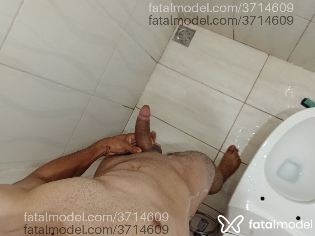 Acompanhante homem morena (o) de olhos castanhos - Cardoso