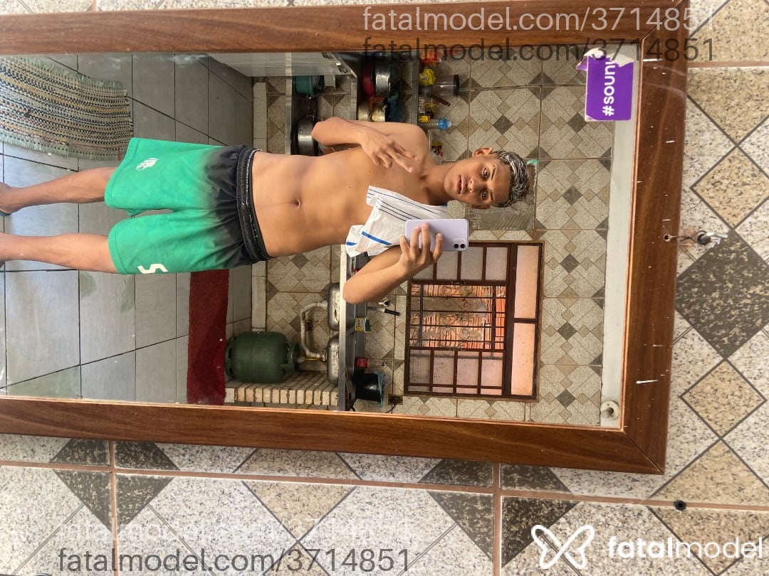 Acompanhante homem morena (o) de olhos pretos - Neguinho