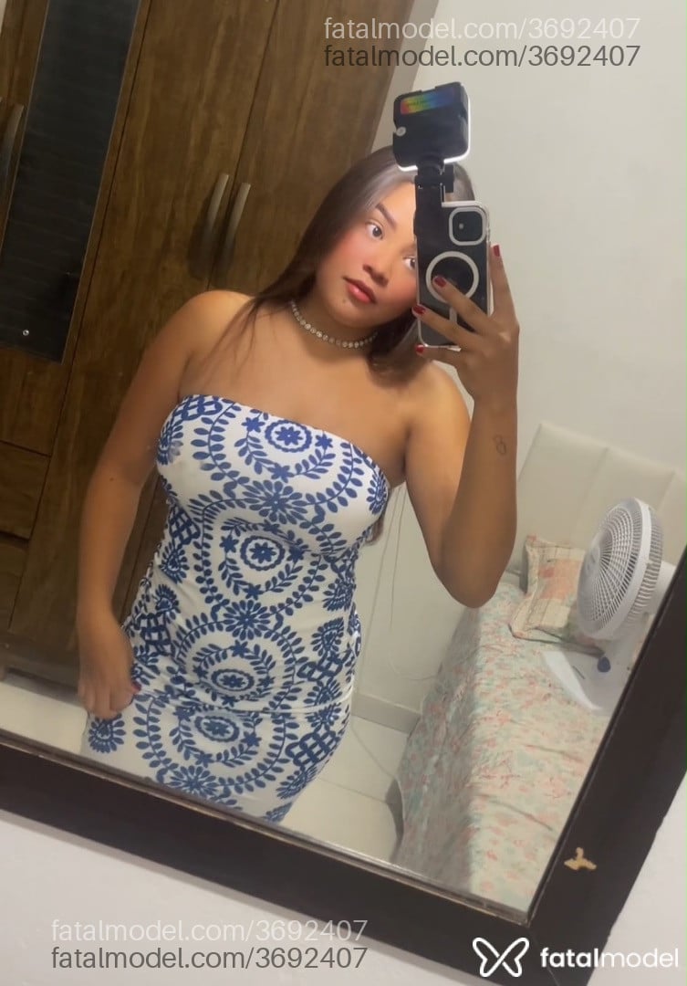 Acompanhante mulher loira (o) de olhos castanhos - Ana Viera