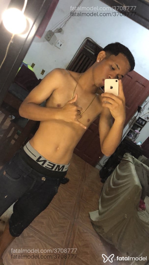 Acompanhante homem morena (o) de olhos castanhos - Willian Thaylon