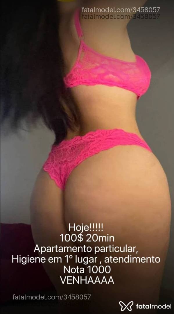 Acompanhante mulher morena (o) de olhos castanhos - Karen