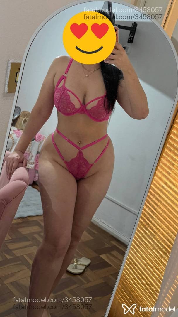 Acompanhante mulher morena (o) de olhos castanhos - Karen