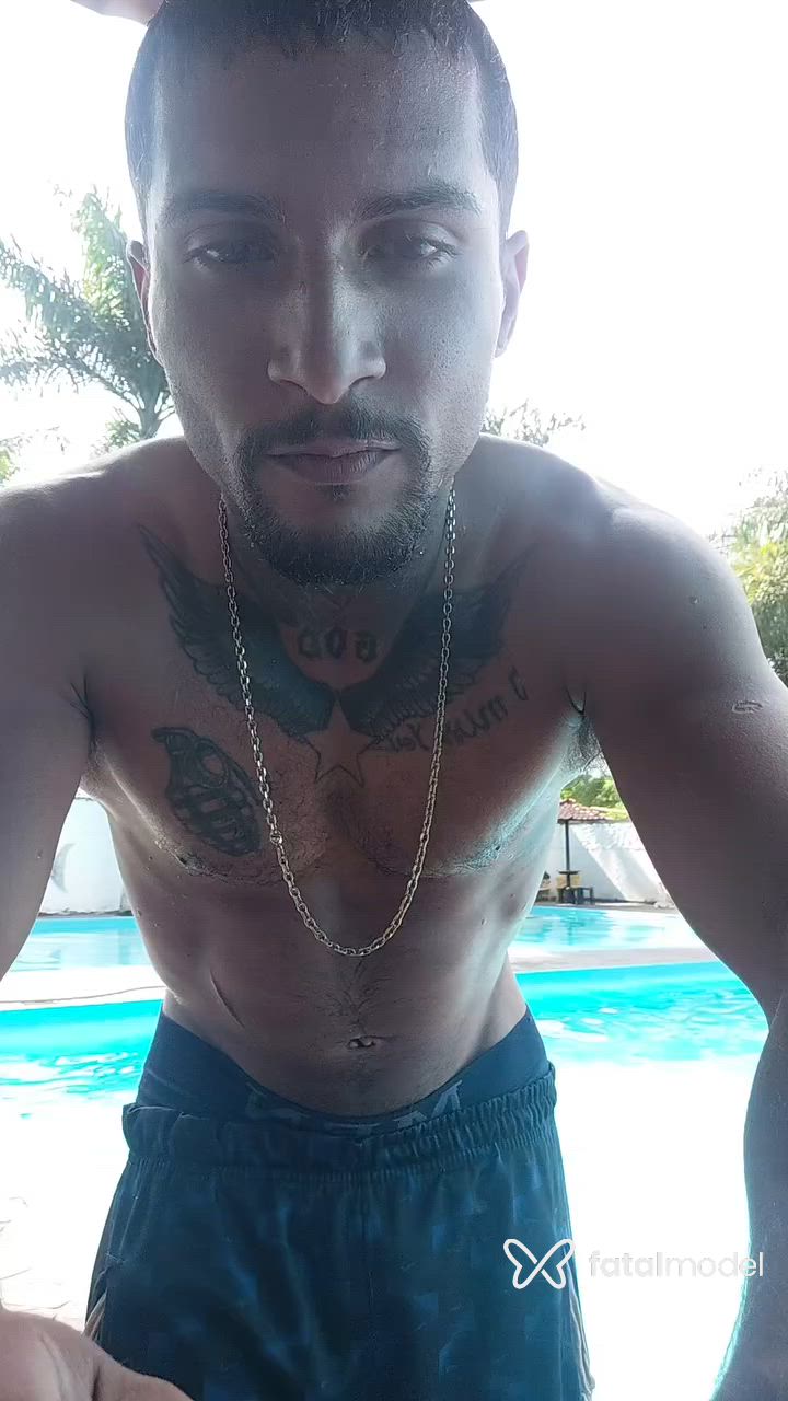 Acompanhante homem morena (o) de olhos castanhos - W Dogdog