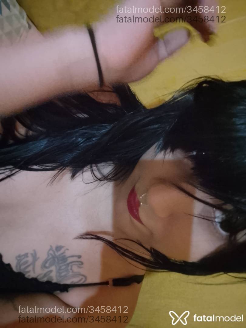 Acompanhante mulher trans morena (o) de olhos pretos em Virtual - Edelaine