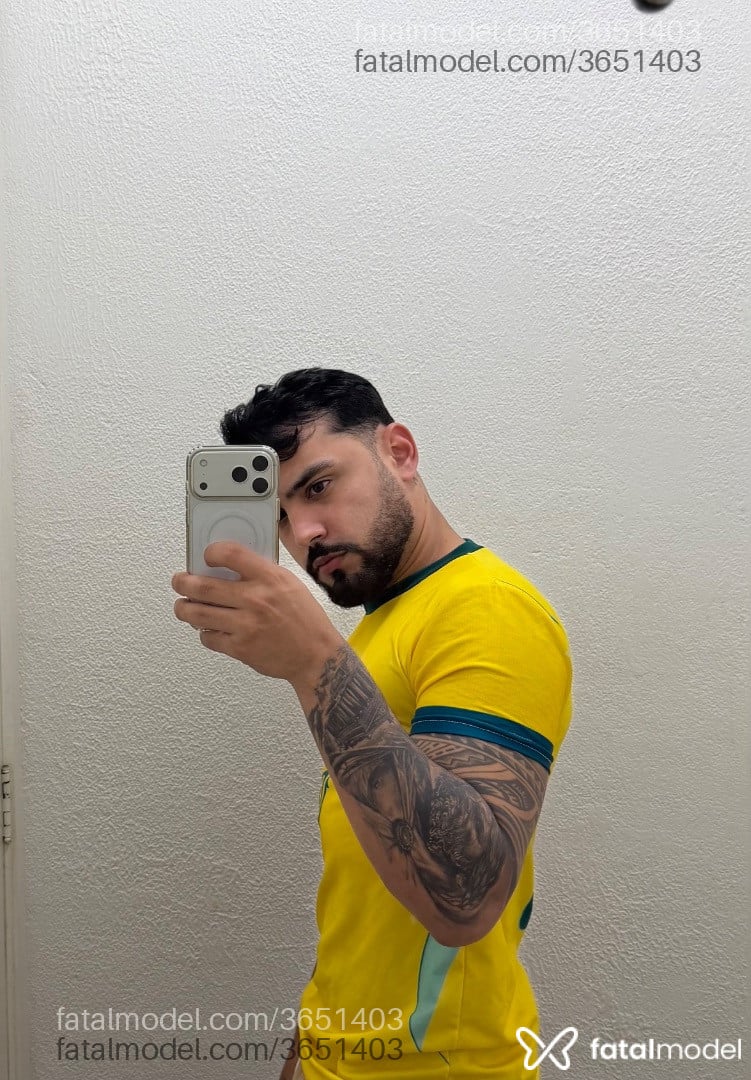 Acompanhante homem morena (o) de olhos castanhos - Aslam