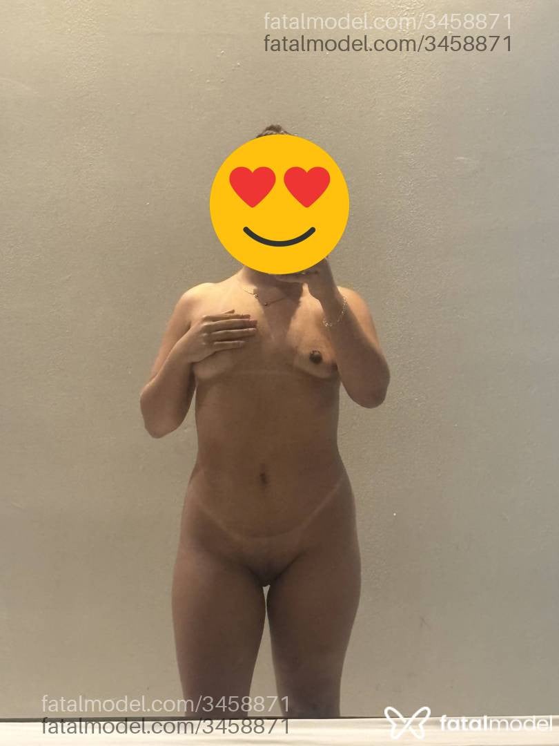 Acompanhante mulher com cabelo castanho de olhos castanhos - Iara Soaress