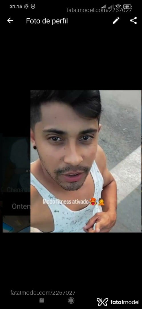 Acompanhante homem morena (o) de olhos pretos - Prostitutopvd
