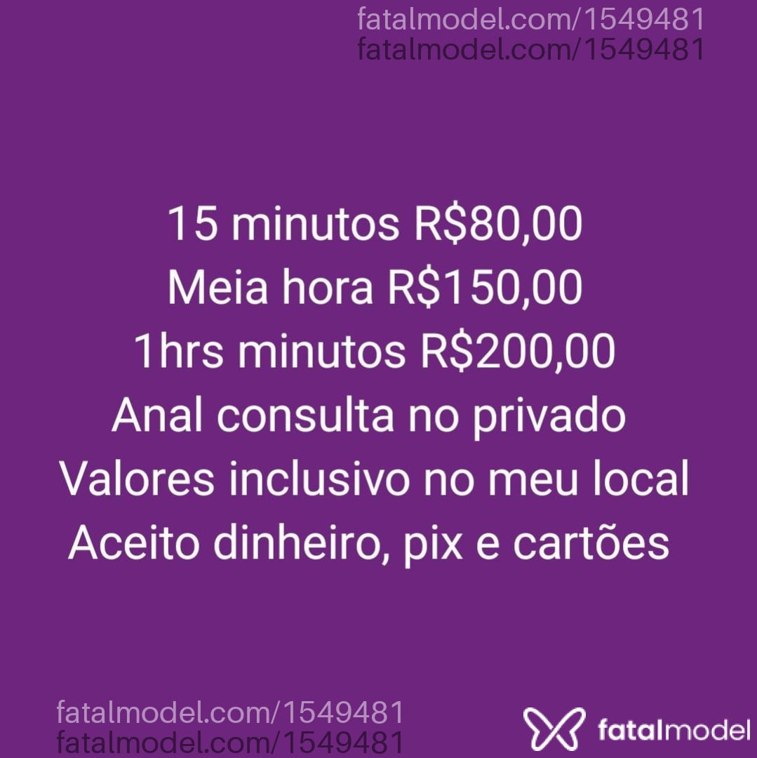 Acompanhante mulher com cabelo colorido de olhos pretos - Nicolee