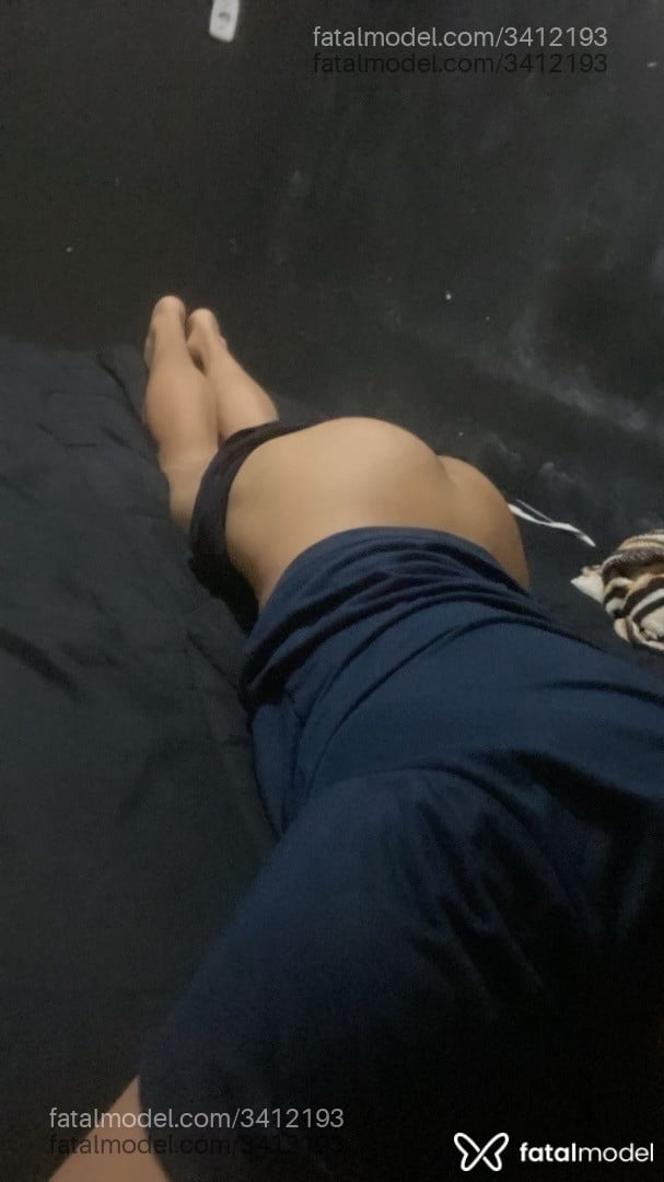 Acompanhante mulher trans morena (o) de olhos castanhos - Maga Acompanhante mulher trans morena (o) de olhos castanhos - Maga