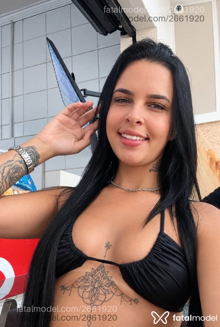 Acompanhante mulher morena (o) de olhos mel - Leticia Almeida