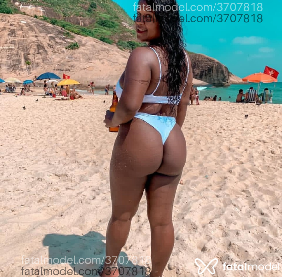 Acompanhante mulher morena (o) de olhos castanhos - Raquel
