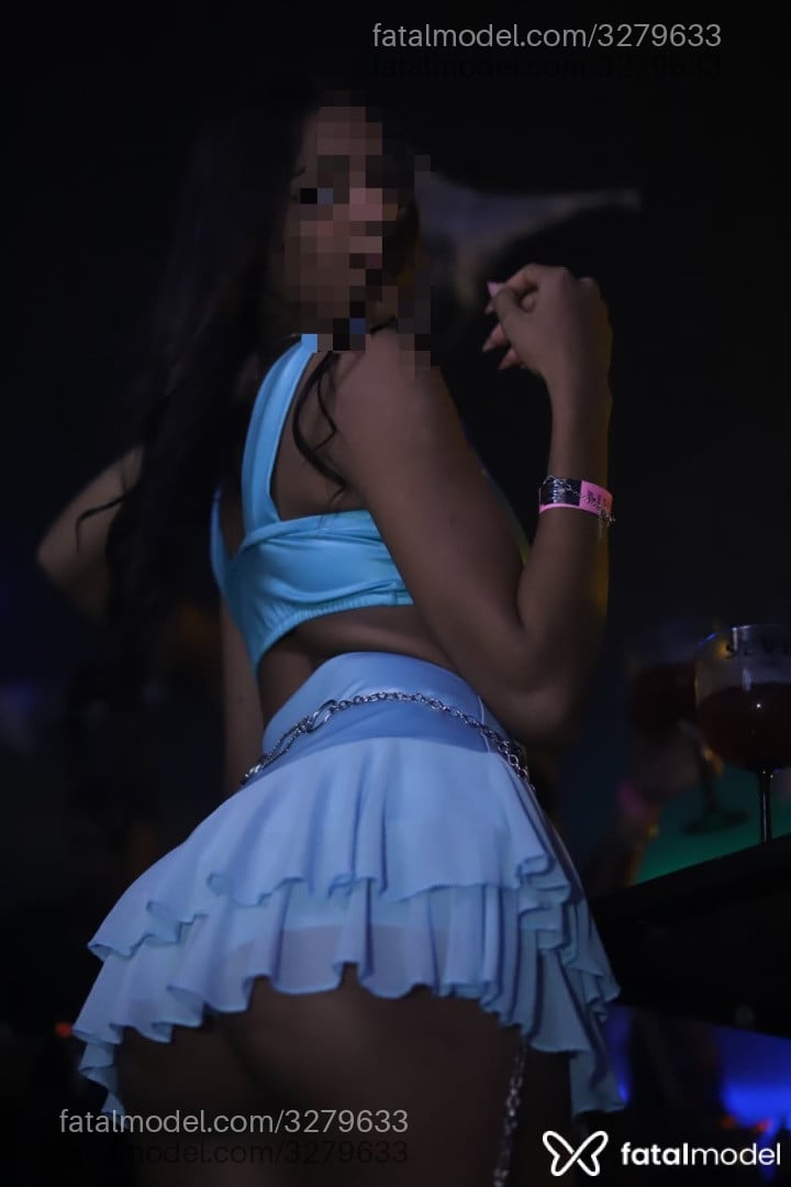 Acompanhante mulher morena (o) de olhos castanhos - Jhenny