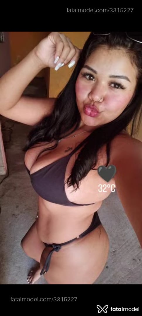 Acompanhante mulher morena (o) de olhos pretos - Lorys