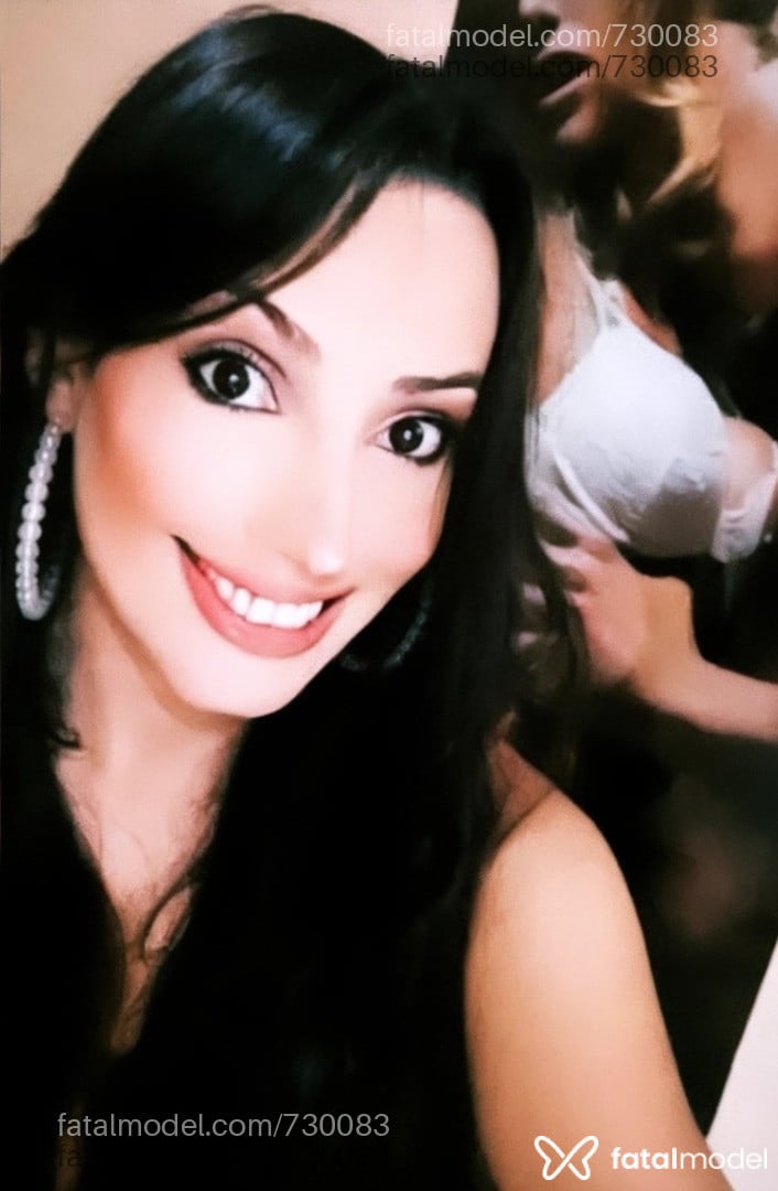 Acompanhante mulher trans morena (o) de olhos castanhos - Megan Acompanhante mulher trans morena (o) de olhos castanhos - Megan