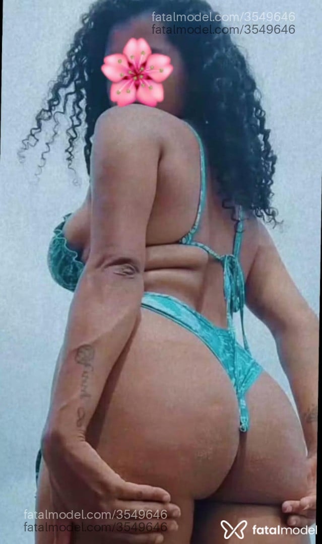 Acompanhante mulher morena (o) de olhos castanhos - Julia Morena