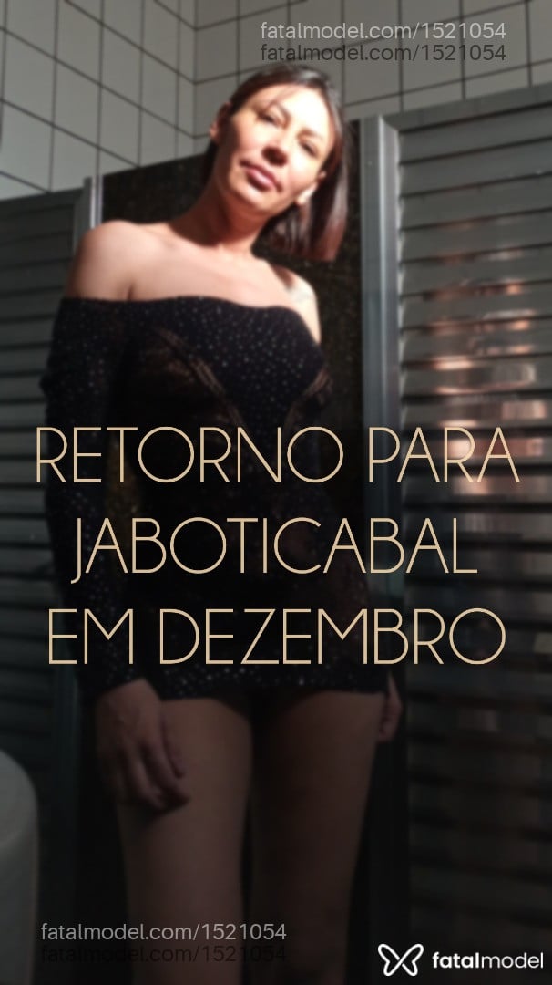 Acompanhante mulher com cabelo castanho de olhos castanhos - Rafaela Oliveira
