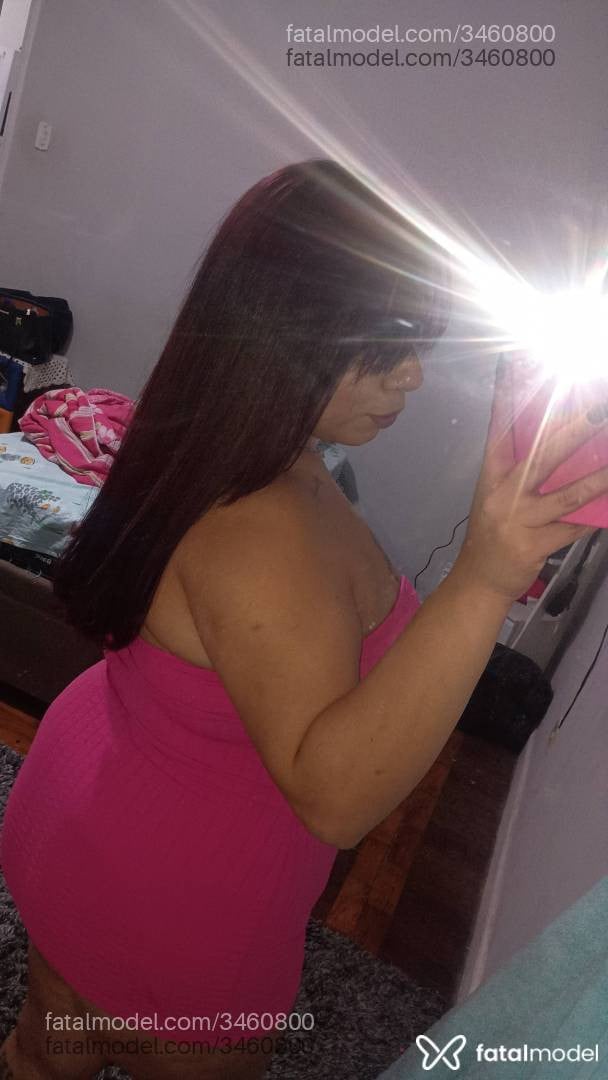 Acompanhante mulher ruiva (o) de olhos castanhos - Melissa