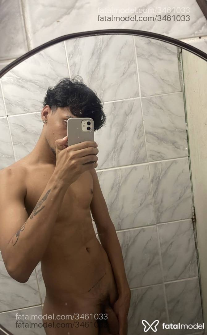 Acompanhante homem morena (o) de olhos castanhos - Pedrinho