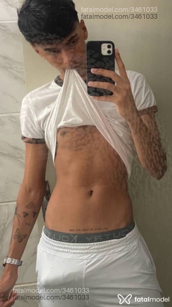 Acompanhante homem morena (o) de olhos castanhos em Virtual - Pedro Silva
