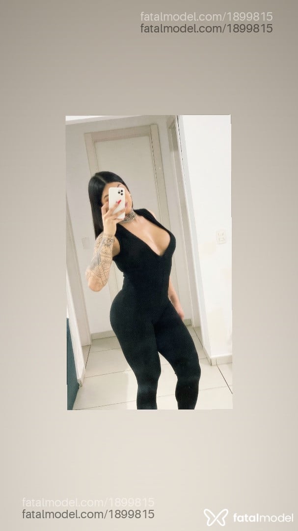 Acompanhante mulher trans morena (o) de olhos pretos - Bruna souza