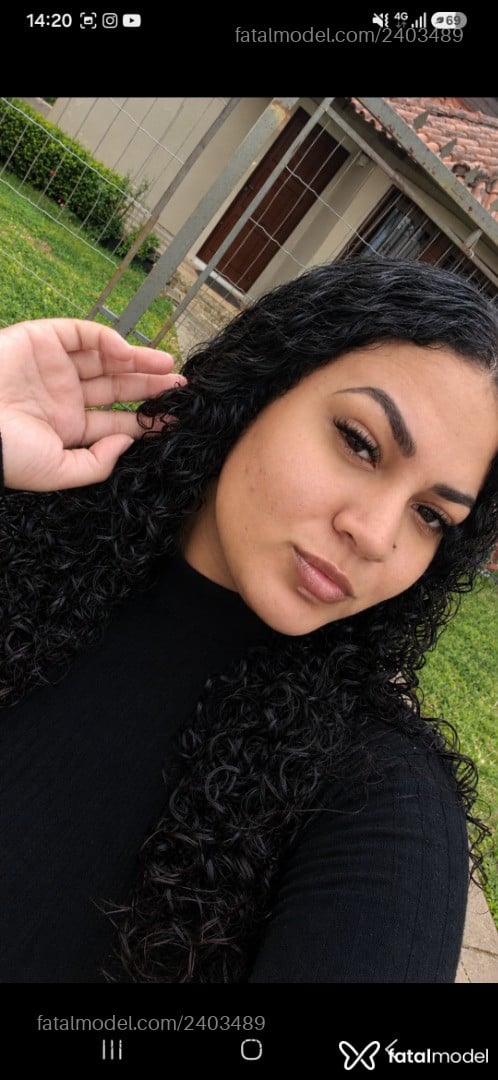Acompanhante mulher morena (o) de olhos castanhos - Ruby